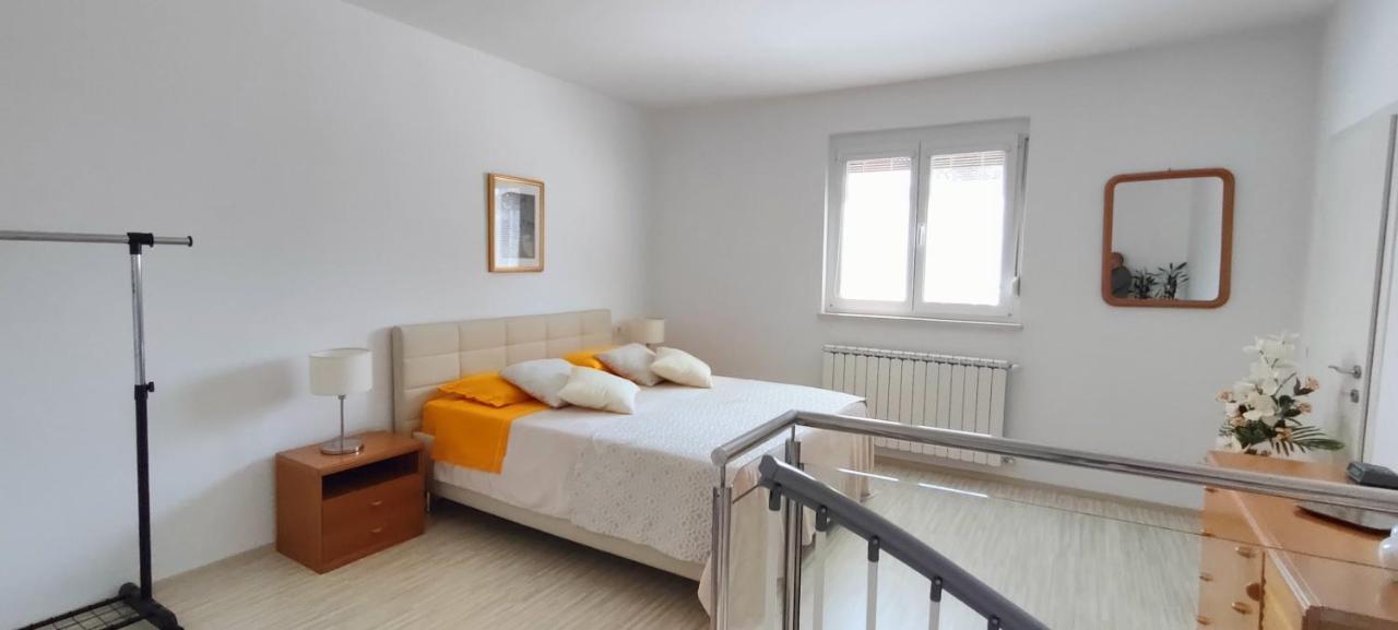 Classy Apartment With Garden View Laura Πορτορόζ Εξωτερικό φωτογραφία